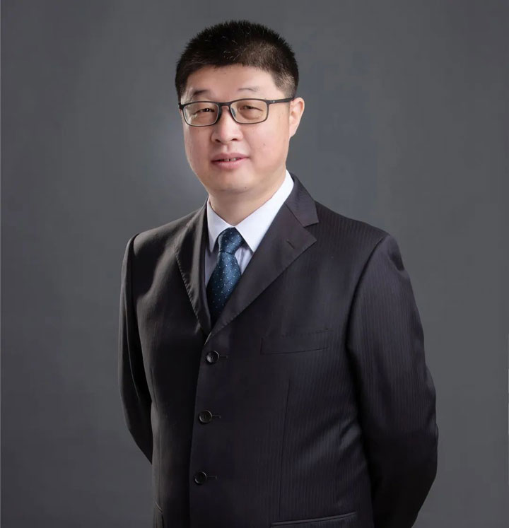 精誠所至，“石”破徑“穿”——記集團泌尿外科醫(yī)療中心院長段傳軍