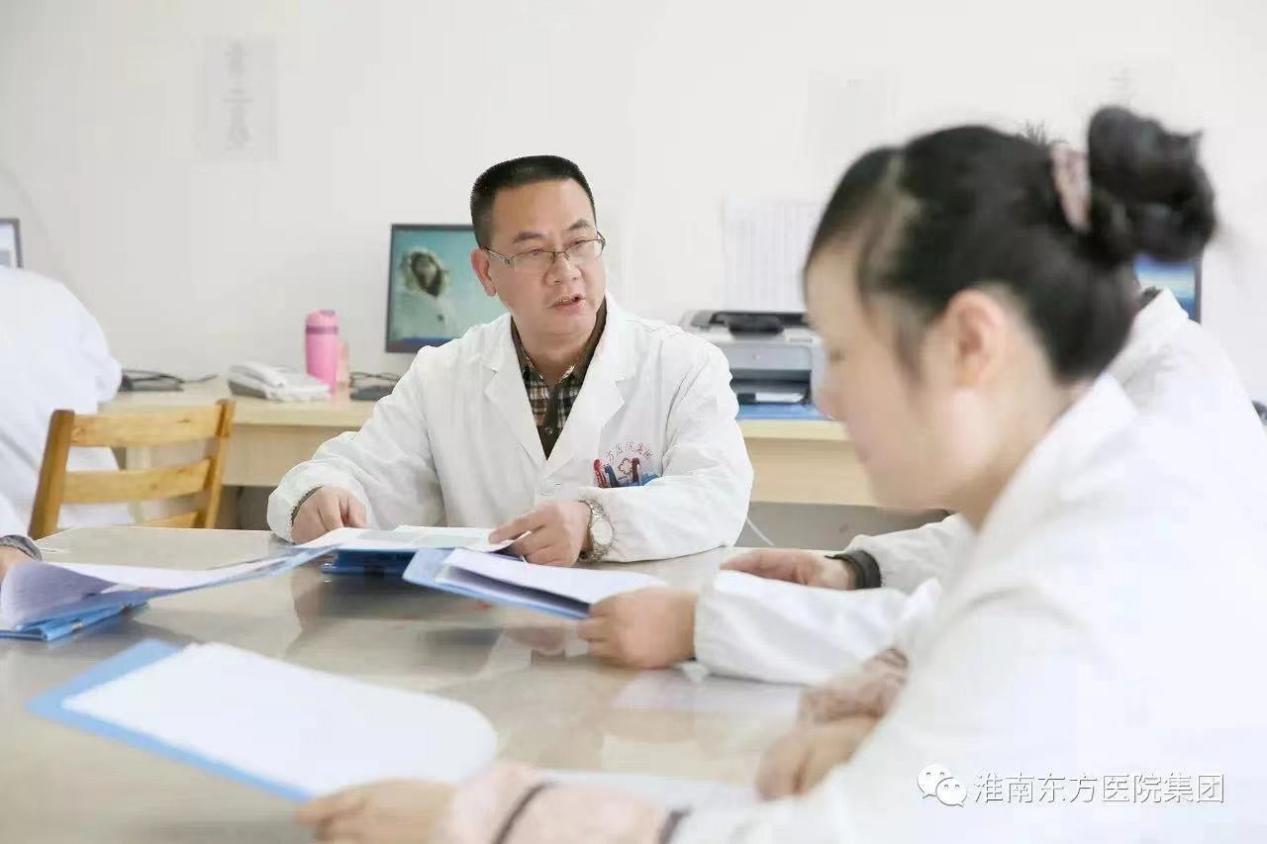 淮南東方醫(yī)院集團：號召全體干部群眾向道德模范王駿飛學(xué)習(xí)