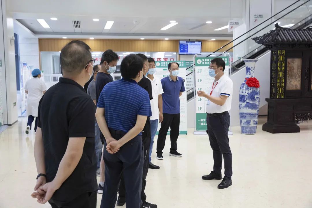 市委黨?？h干班走進(jìn)東方總院參觀交流
