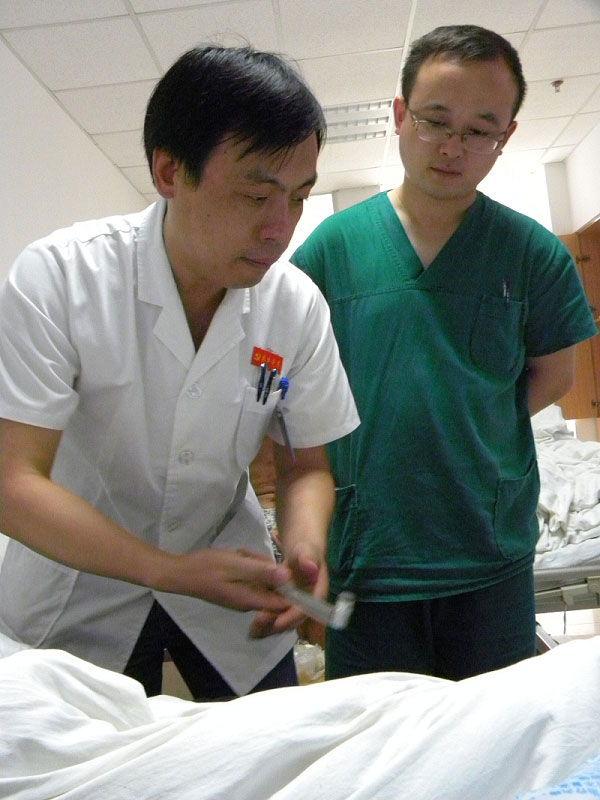 腦中積水腰部“抽排”，患者痛苦少療效好